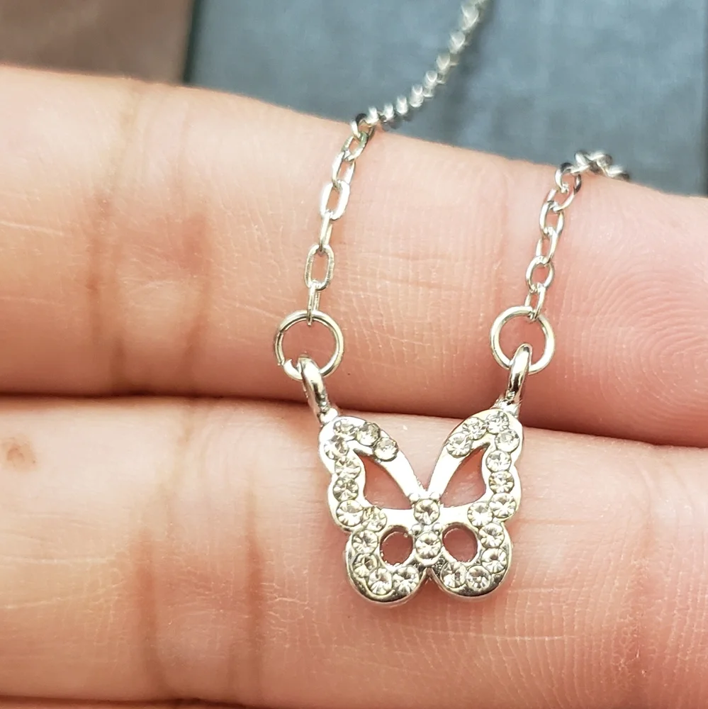 Rhinestone Butterfly Pendant Necklace silver
